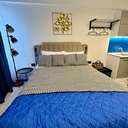 Voulis 45 Plaka Suite By Zeussuites Atenas Exterior foto