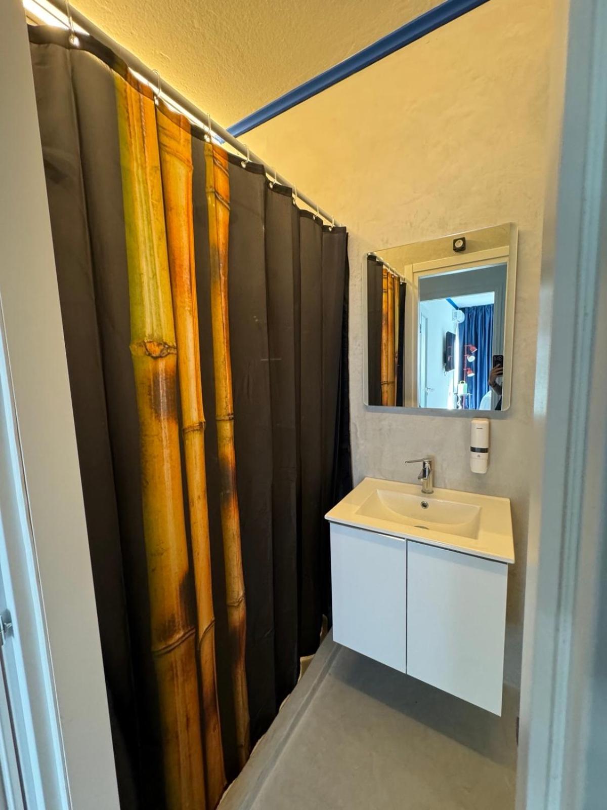 Voulis 45 Plaka Suite By Zeussuites Atenas Exterior foto