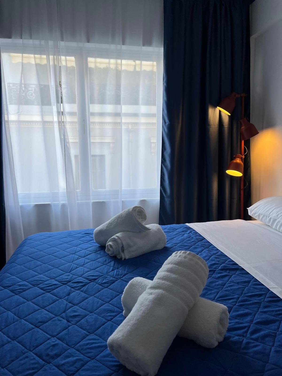 Voulis 45 Plaka Suite By Zeussuites Atenas Exterior foto