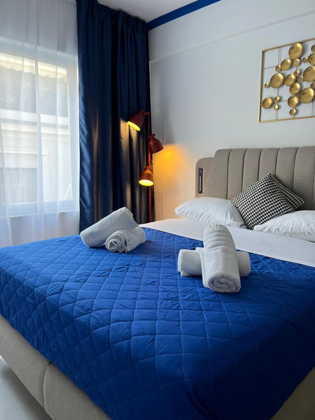Voulis 45 Plaka Suite By Zeussuites Atenas Exterior foto